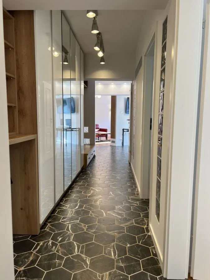 Apartament 3 camere București - poza 1
