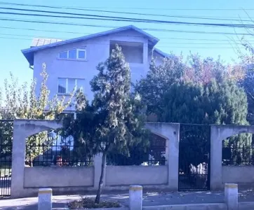 Casă 9 camere București - poza 1
