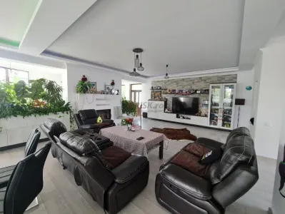 Casă 8 camere București - poza 12