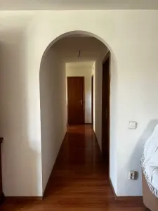 Casă 5 camere București - poza 1