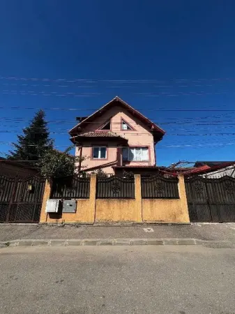 Casă 5 camere București - poza 2