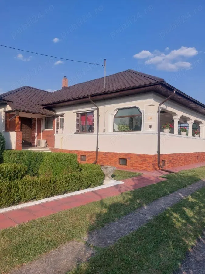 Casă București - poza 1