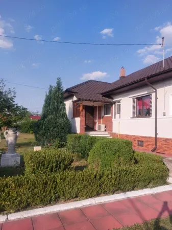Casă București - poza 2