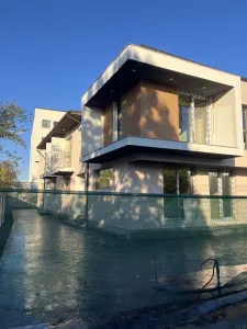 Duplex compus din 5 camere zona Bucuresti noi proprietar - Bucuresti