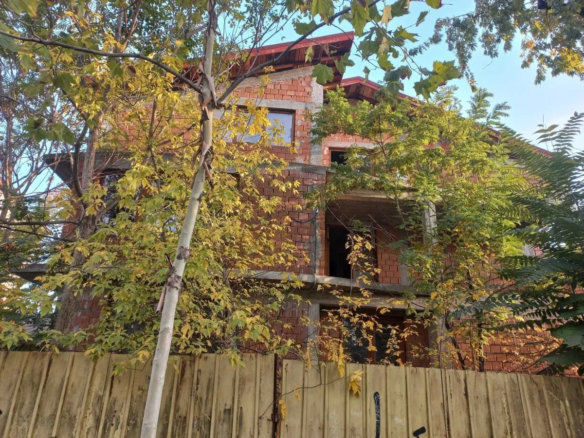 Casă 4 camere București - poza 1