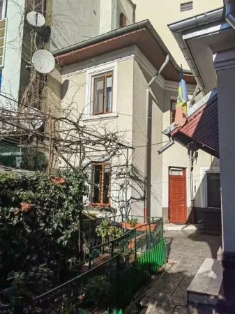 Casă 5 camere București - poza 1