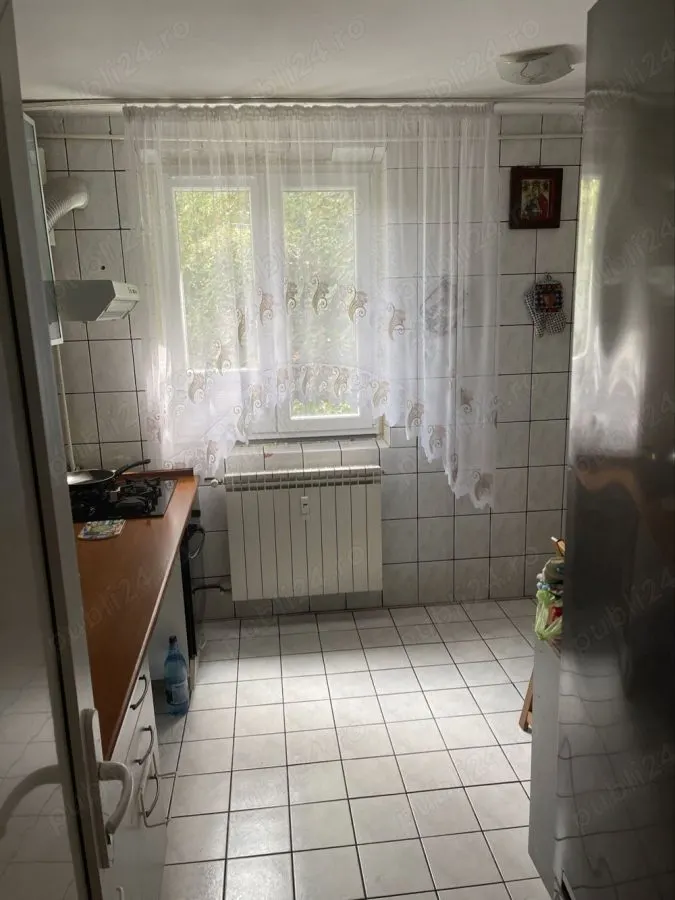 Apartament 4 camere București - poza 1