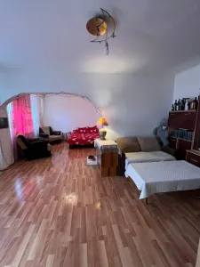 Vânzare 4 cam Uverturii - Bucuresti