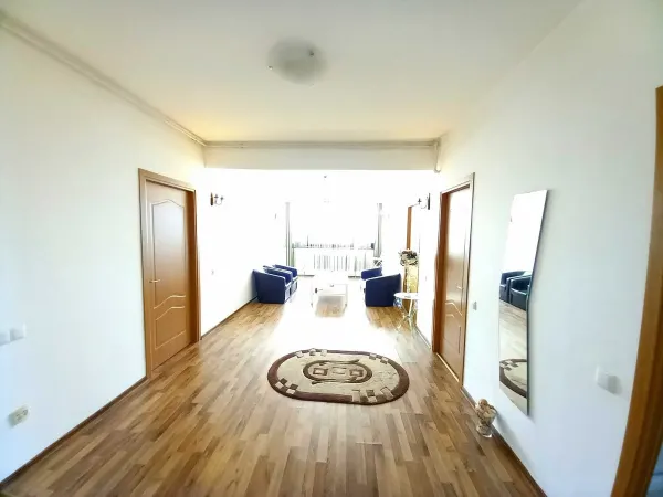 Apartament 4 camere București - poza 2