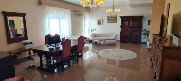 Apartament 4 camere București - poza 2