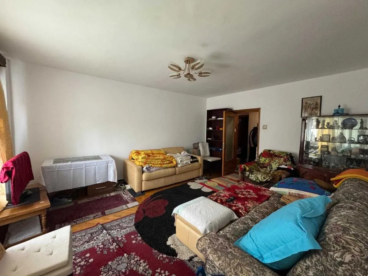 Apartament 3 camere București - poza 1