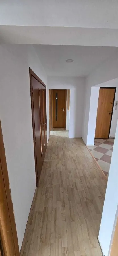 Apartament 4 camere București - poza 1