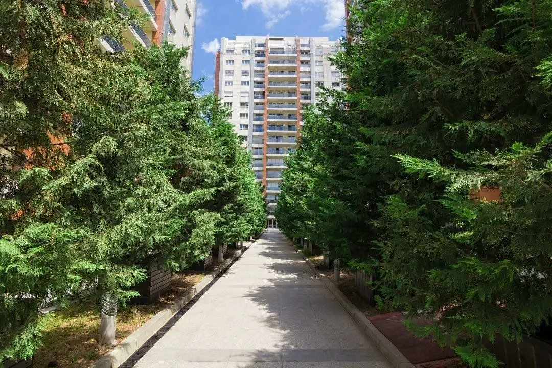 Apartament 3 camere București - poza 1