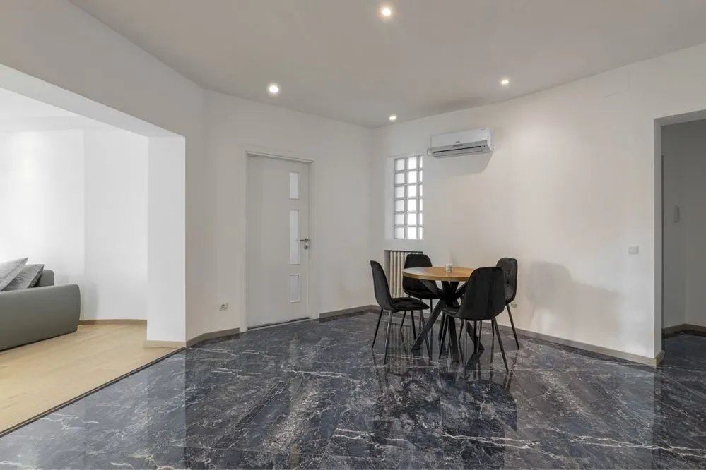 Apartament 4 camere București - poza 1