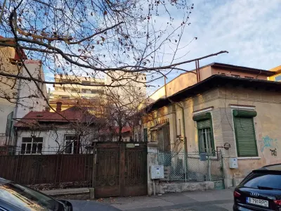 Casă 4 camere București - poza 1