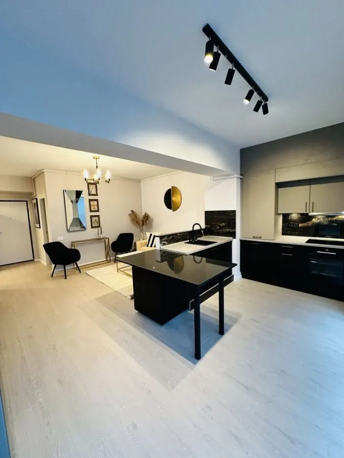 Apartament 3 camere București - poza 1