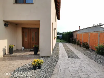 Ag EUROPA vinde casa NOUA 350mp în Odoreu cu 6 cam teren 9ari. - Odoreu