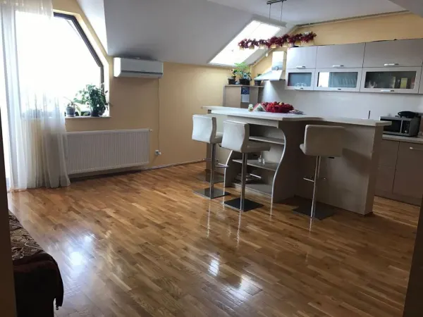 Apartament 3 camere Satu Mare - poza 2