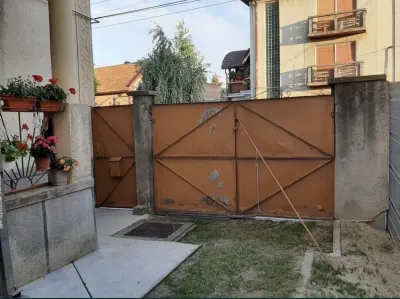 ageuropa.ro vinde casa P+2, duplex, zona Piata Mica - Satu Mare