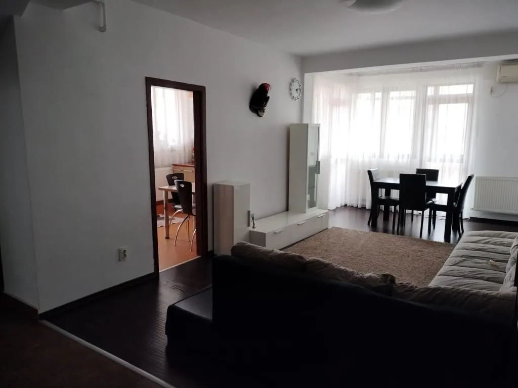 Apartament 4 camere București - poza 1