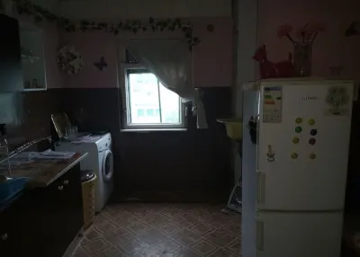 Apartament cu 3 camere de vanzare - Carei