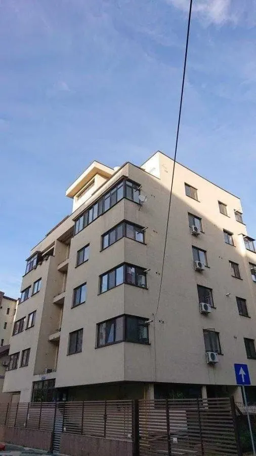 Apartament 4 camere București - poza 1