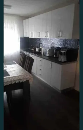 Apartament 3 camere Satu Mare - poza 1