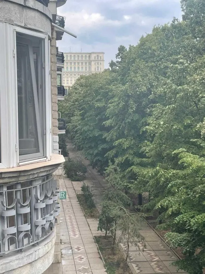 Apartament 3 camere București - poza 1