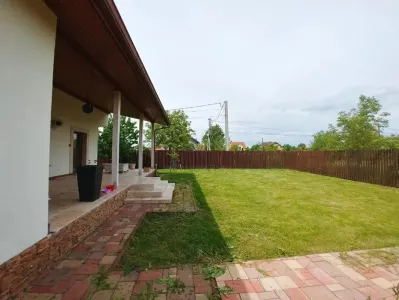 Casă 5 camere Lazuri - poza 3