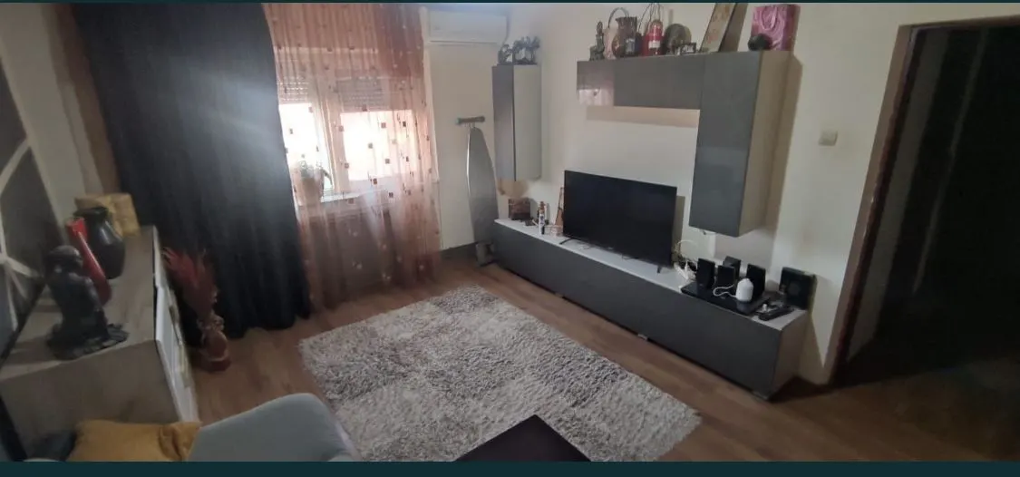 Apartament 3 camere Constanța - poza 1