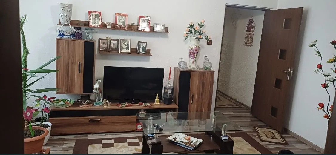 Apartament 3 camere Constanța - poza 1