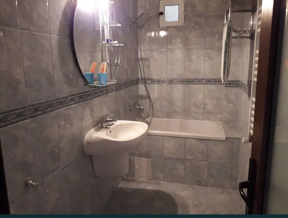 Apartament 3 camere Constanța - poza 1