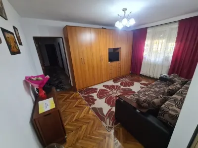 Apartament 4 camere Satu Mare - poza 1