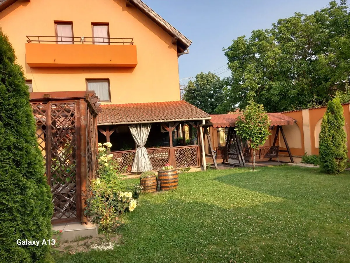 Casă 4 camere Satu Mare - poza 1