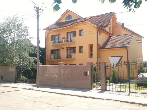 Casă 16 camere Satu Mare - poza 4