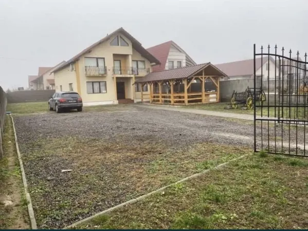 Casă 7 camere Satu Mare - poza 1