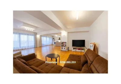 Apartament 4 camere București - poza 1