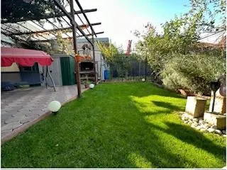 Casă 3 camere București - poza 1