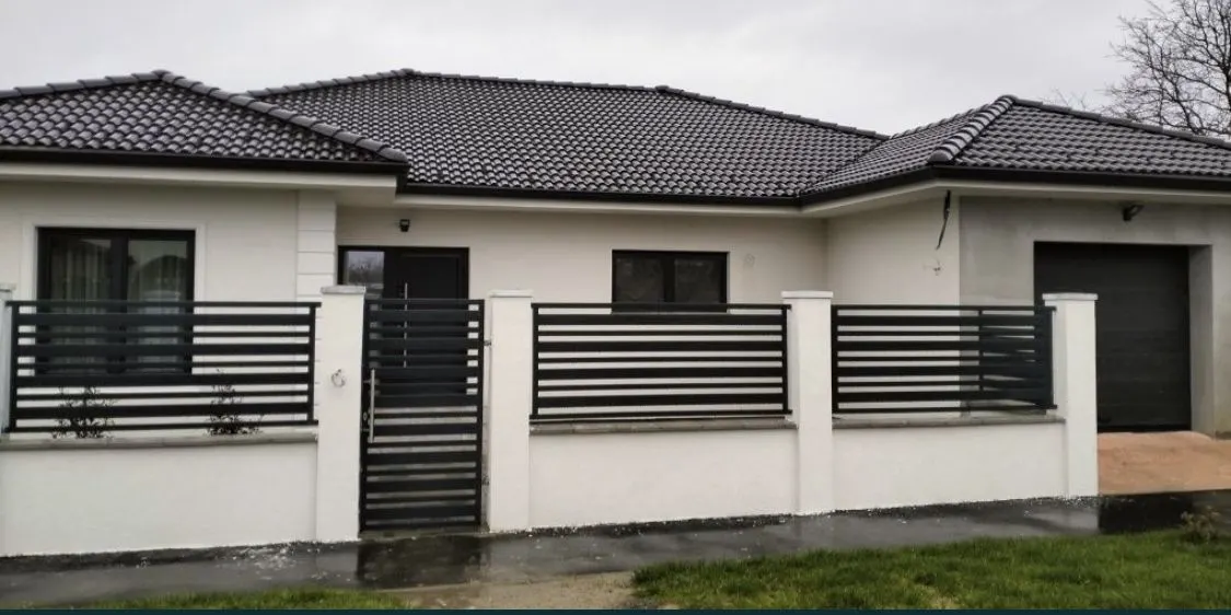 Casă 4 camere Lazuri - poza 1