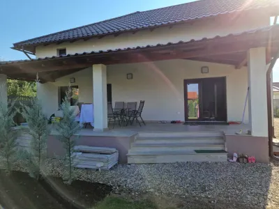 Casă 5 camere Păulești - poza 1