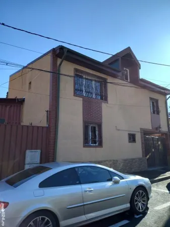 Casă București - poza 2