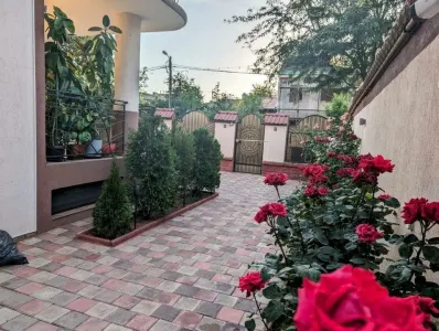 Casă 5 camere București - poza 1