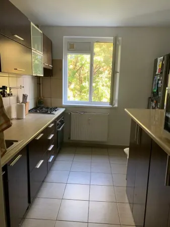 Apartament 4 camere București - poza 1