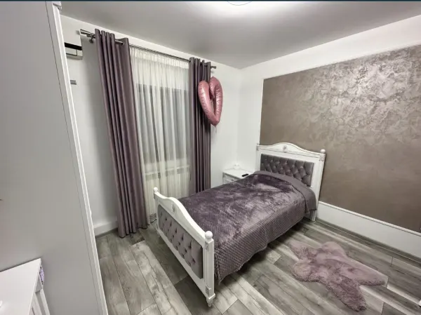 Apartament 3 camere Constanța - poza 1
