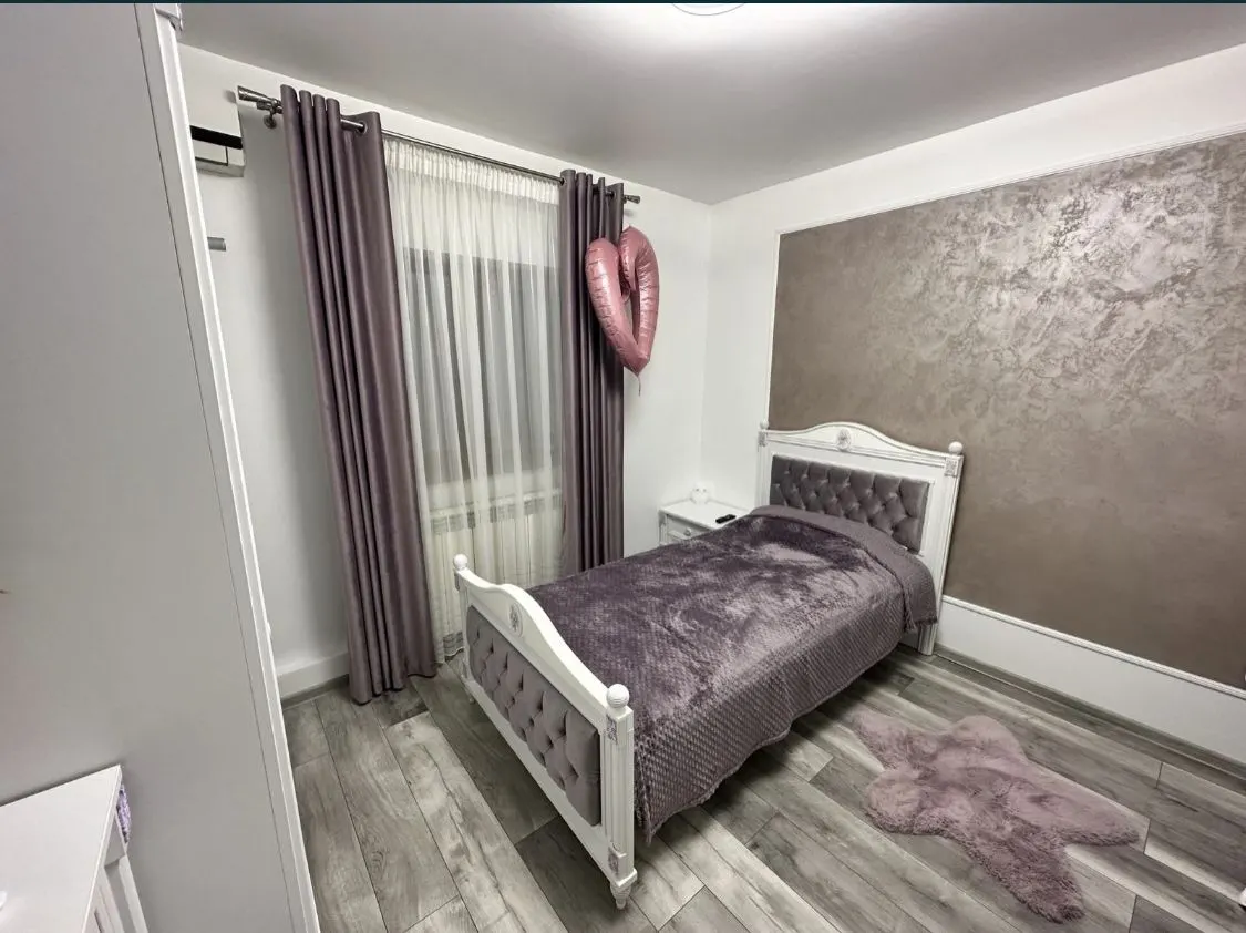 Apartament 3 camere Constanța - poza 1