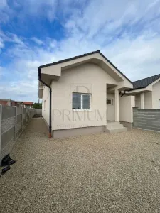 Duplex parter - posibilitate mansardare - la cheie - toate utilitatile - Mosnita Noua
