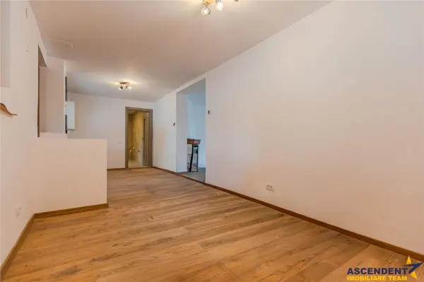 Casă 12 camere Sânpetru - poza 12