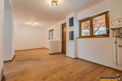 Casă 12 camere Sânpetru - poza 9