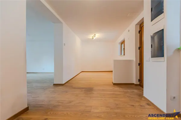 Casă 12 camere Sânpetru - poza 14