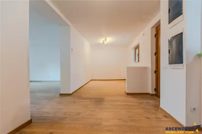 Casă 12 camere Sânpetru - poza 14